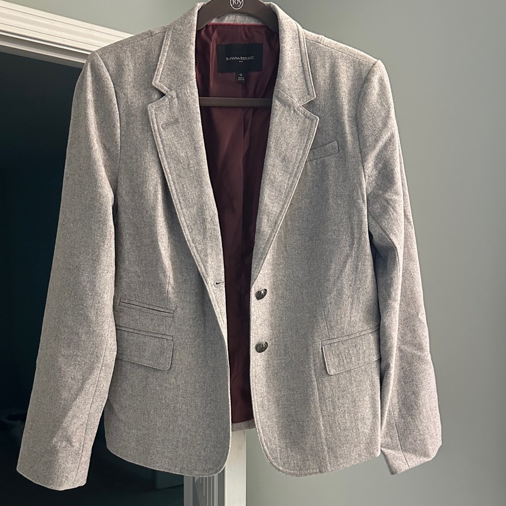 Women’s Gray Blazer